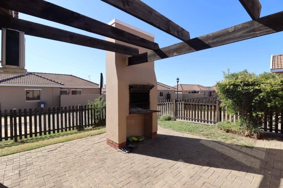 4 Bedroom Property for Sale in Hillside Free State